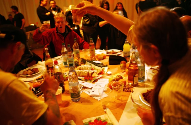 Frank Zanders Christmas Feast For The Homeless