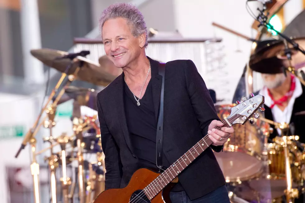 Lindsey Buckingham Walked Fleetwood Mac ‘Schizophrenic Tightrope’